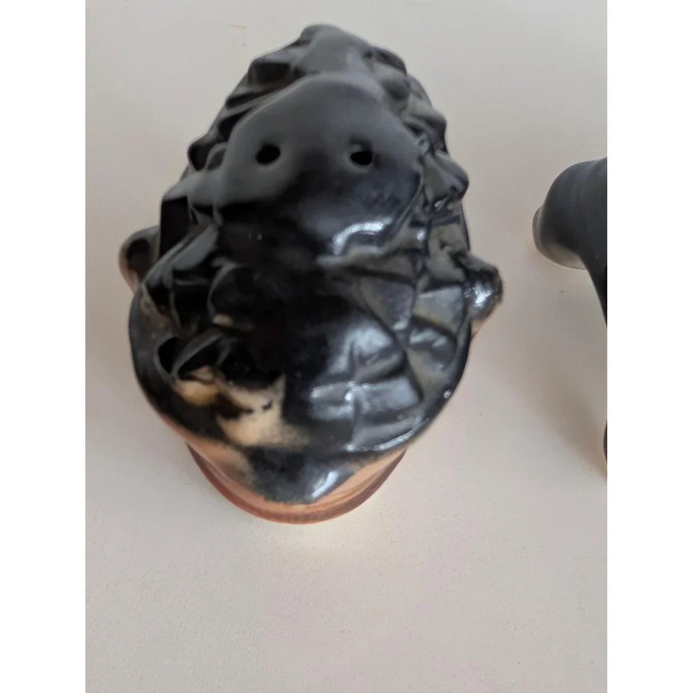 The Unbranded Brand vintage ceramic